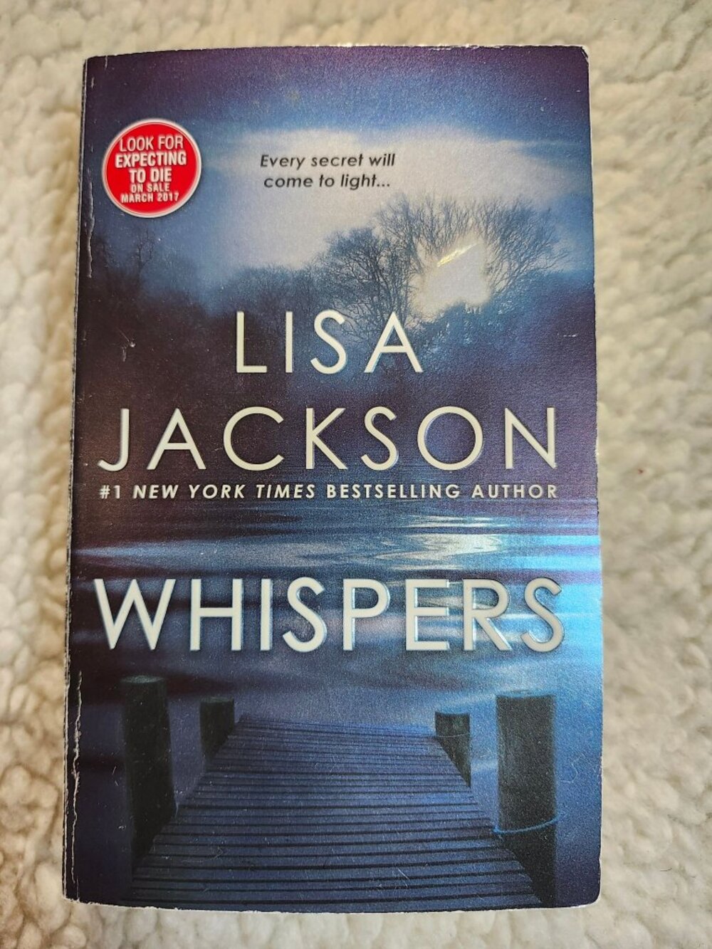 Lisa Jackson Whispers Paperback Zebra Books Mass Market Mystery Thriller 2003
